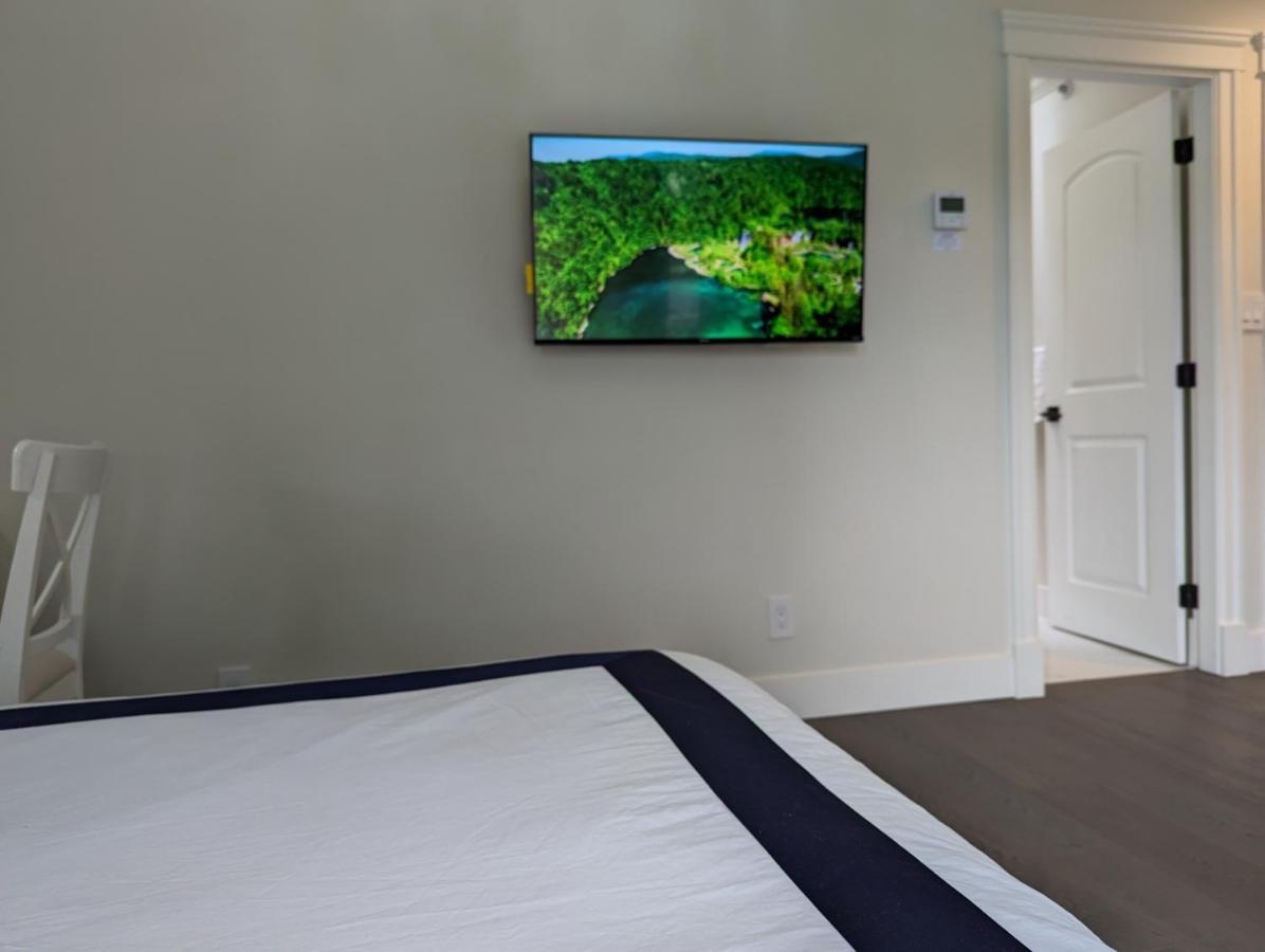 Nice Home Away At Vancouver Near Yvr Exterior photo